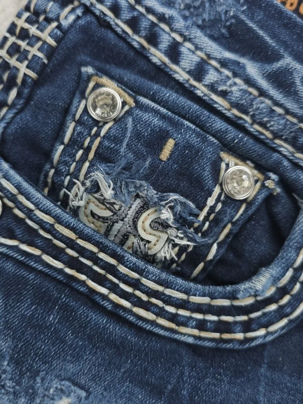 ROCK REVIVAL Carden Straight Blue Jeans Distressed Embellished Size 26